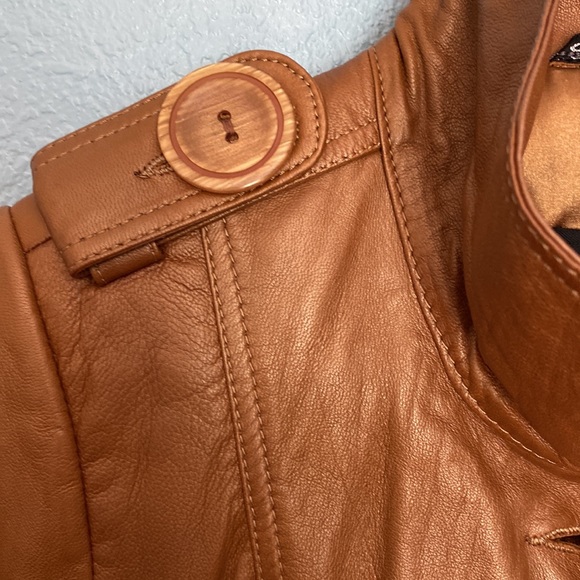 Womens leather Sereng jacket. - Picture 7 of 13